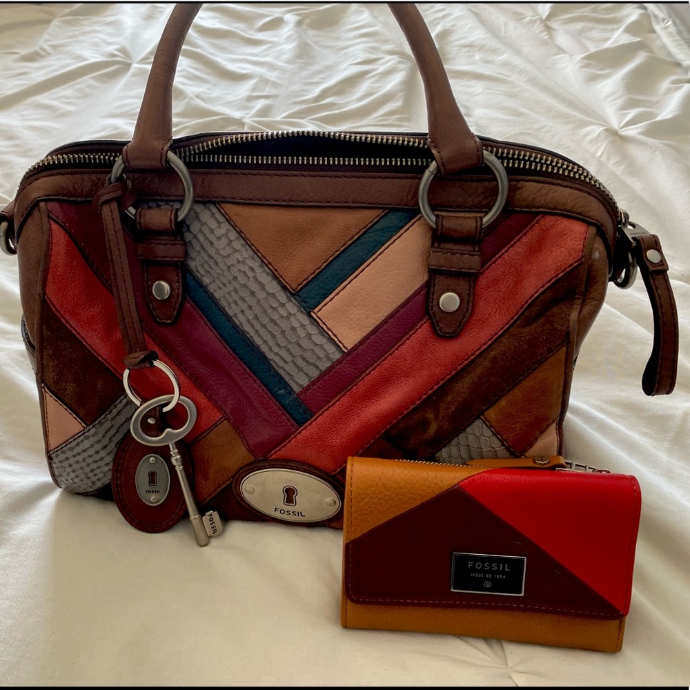 Fossil bag and wallet. Multicolor strip pattern.